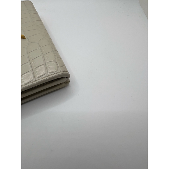 Excellent Condition Saint Laurent Wallet Beige Croc-Embossed Leather - Picture 9 of 9